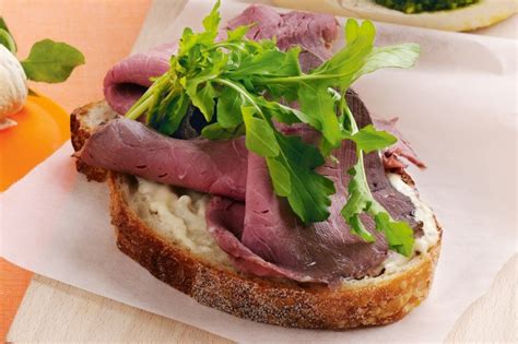 Health benefits of horseradish include: Rare Roast Beef And Rocket Open Sandwich With Horseradish ...