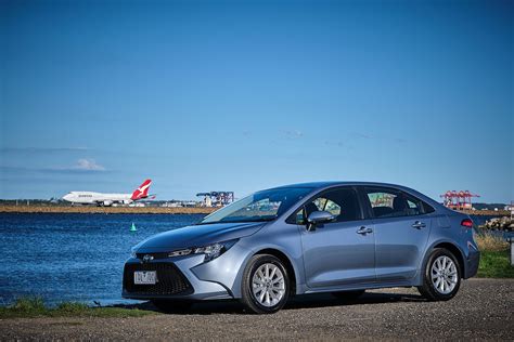 The same sporty and chic black used in the interior is applied to the genuine leather seats (option for g z). 2020 Toyota Corolla Ascent Sport and SX sedan (car review)