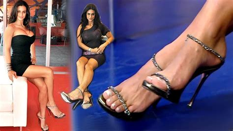 Cristina Del Basso Piedi Nudi Feet Barefoot Youtube