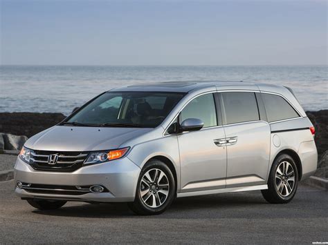 Fotos de Honda Odyssey Touring Elite USA 2013 | Foto 5