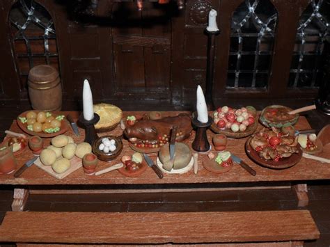 Experience a show like no other at london's original medieval banquet. Medieval Banquet Hall Table | Medieval banquet, Miniature ...