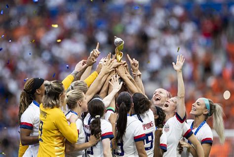 World Cup Us Womens Soccer Team To Get Ticker Tape Parade Bloomberg