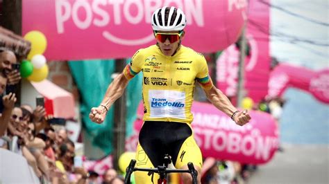 un colombiano es el ciclista con más victorias en el mundo está por encima de tadej pogacar el