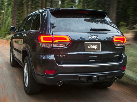 There have been few changes for 2015 following a major refresh for 2014 that. 2015 Jeep Grand Cherokee - Price, Photos, Reviews & Features