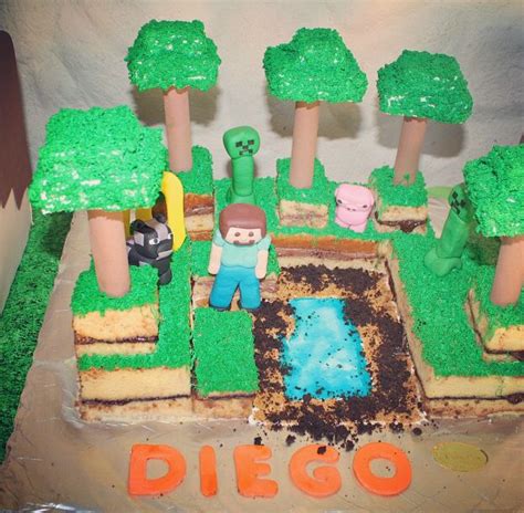 Pastel Minecraft Cake Birthday Desserts