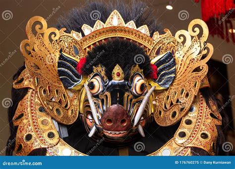 Bangkal Tradizionale Maschera Di Barong Per Una Danza Di Bali