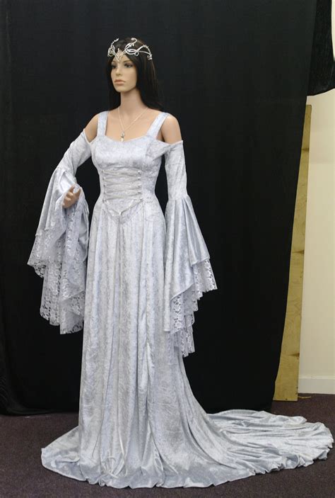 Medieval dresses are full of elegance. Renaissance Medieval Handfasting Wedding Dress By ...