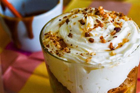 Recette De Verrines Banane Crumble Caramel Chantilly