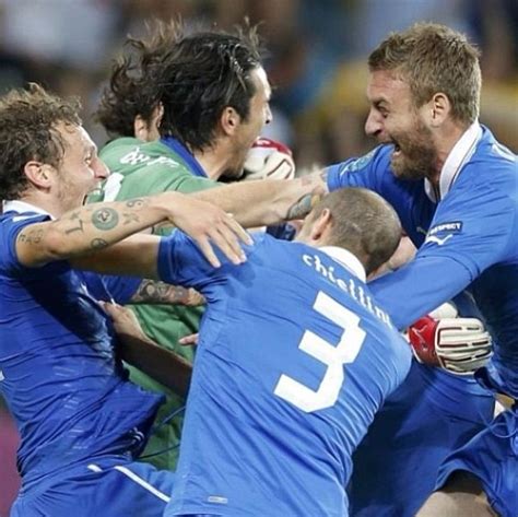 Italy National Football Team Italy National Football Team National Football Teams National
