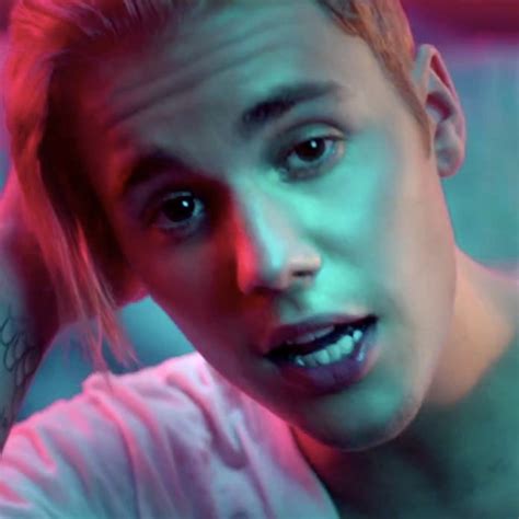 Justin Bieber Is Shirtless And Mighty Fine In New Music Video