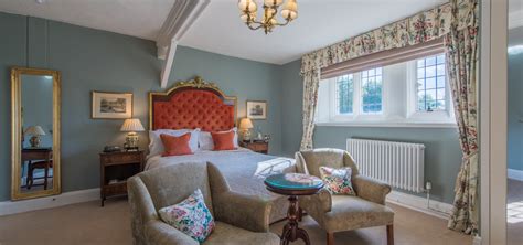 Superior Bedrooms Hotel Rooms In Northamptonshire Rushton Hall