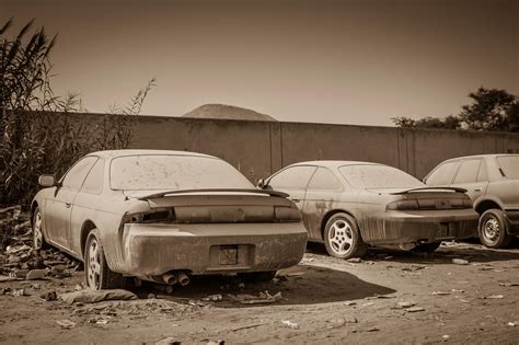 Abandoned Ferrari In Arizona Desert 15 Photographs Of The Strangest