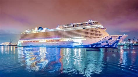 A recording guaranteed to bliss out every mozart fan. Norwegian Bliss wins the race for new activities - Cruise ...