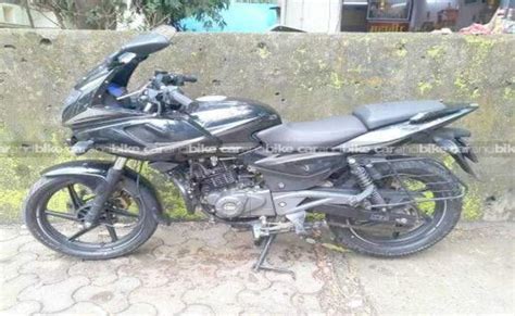 For the price, it brings something new to the table. Used Bajaj Pulsar 220 Bike in Mumbai 2017 model, India at ...