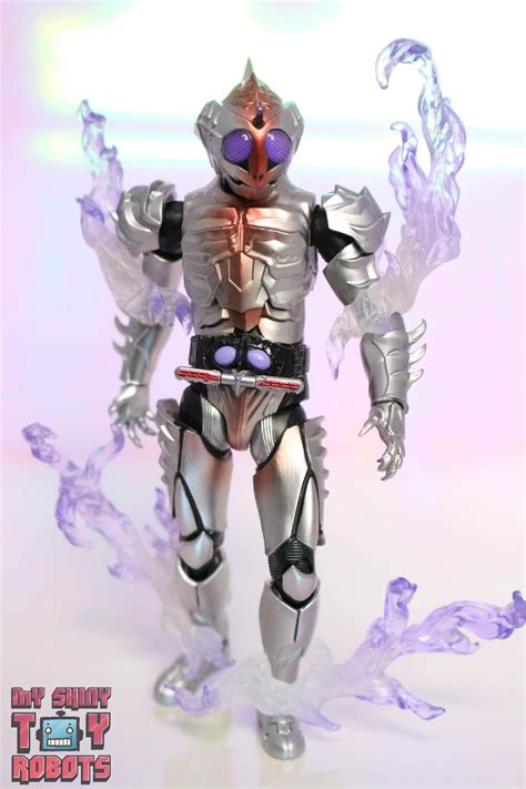 Kamen rider amazon sigma was created by using the amazon driver and by implanting the amazon cells to a human corpse which was jun maehara. My Shiny Toy Robots: Toybox REVIEW: S.H. Figuarts Kamen ...