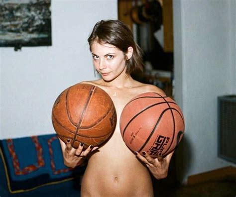 Willa Holland Nude Leaked Sexy Pics And Hot Scenes