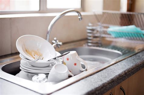 4 Essential Tips For A Cleaner More Sanitary Kitchen