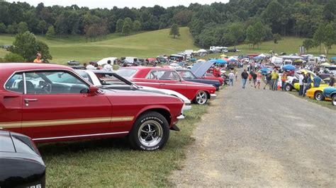 Hundreds Of Classic Car Enthusiasts Registered Their Vehicles For The