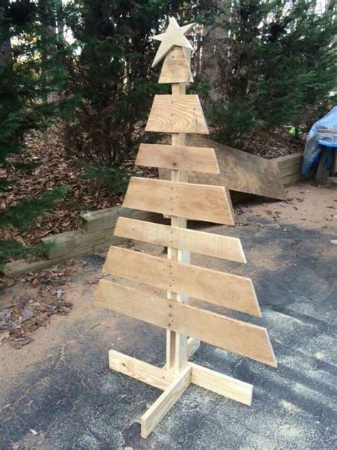 75 Creative Diy Pallet Christmas Tree Ideas Easy To Make Pallet
