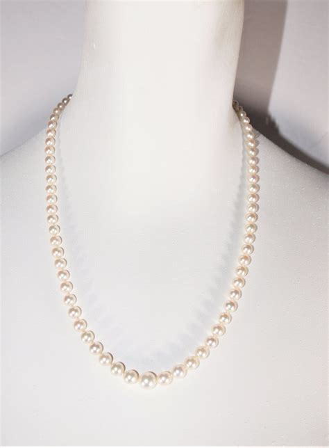 Vintage Mikimoto Pearl Necklace Sterling Silver Clasp Gem