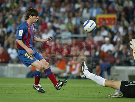 Fotos 15 Años Del Primer Gol De Messi Con El Barça