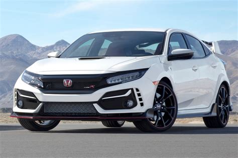 New Civic Type R To Be One Of The Last Pure Petrol Powered Hondas 198