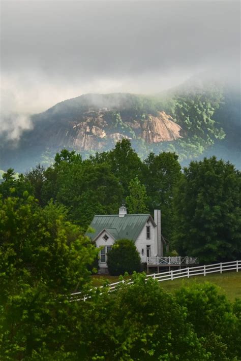 11 Best Places To Visit In The South Carolina Mountains