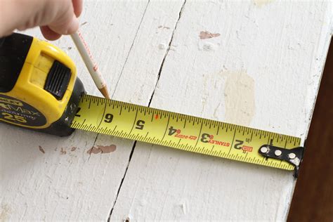 How To Use A Tape Measure The Right Way Apartment Therapy