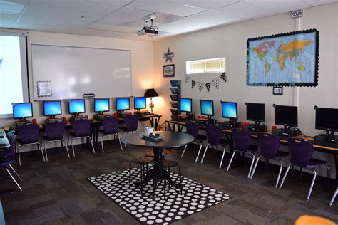 This is the south side of my computer lab. | Computer lab classroom ...