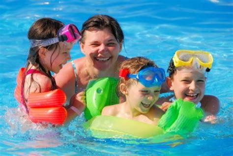 Cómo Cuidar De Los Niños En La Piscina Padres