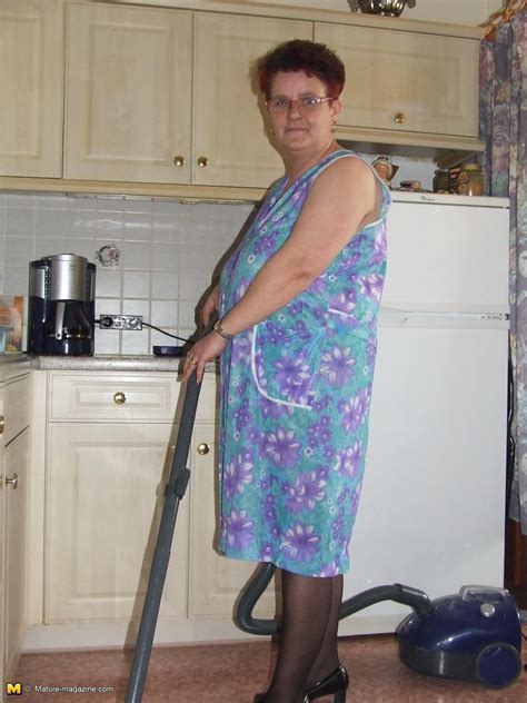 This Naughty Housewife Loves To Get Naked Granny Nu