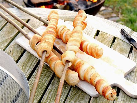 Stockbrot das schnelle Grundrezept LECKER
