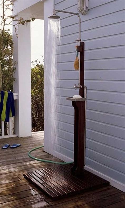 Cool Outdoor Showers To Spice Up Your Backyard Architecture Design