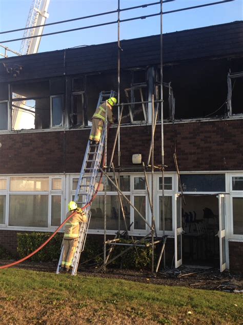 your southend on twitter cecil jones fire latest firefighters working hard in arduous