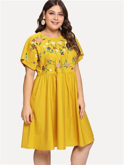 SHEIN Plus Flutter Sleeve Botanical Embroidery Dress Dresses