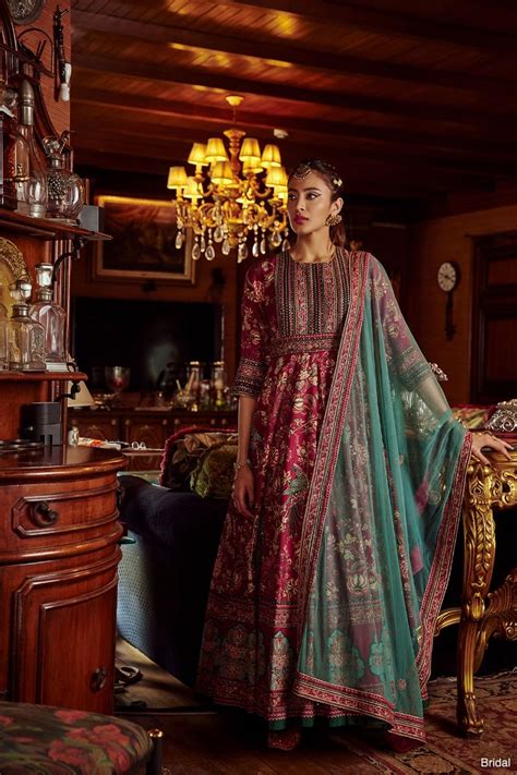 Bridaltrunk Online Indian Multi Designer Fashion Shopping Ahilya Red Anarkali Suit