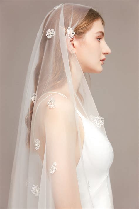 Dreamy Waltz Veil With Floral Lace Appliques Scattered Clearance Sale