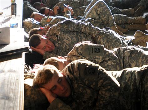 sleep in the military promoting healthy sleep among u s servicemembers rand