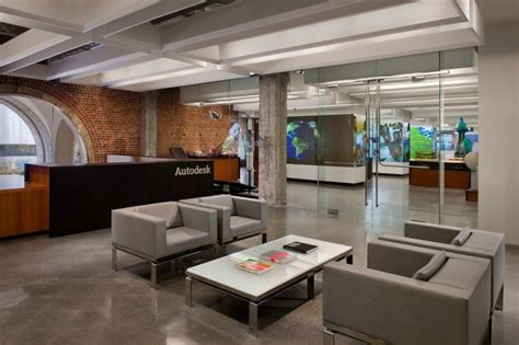 Whether you're looking to wow visitors with an ultra modern impressive reception desk or you want to create a more relaxed and informal welcome, one thing for sure is that you'll want to make the right first impression. 55 Inspirational Office Receptions, Lobbies, and Entryways ...