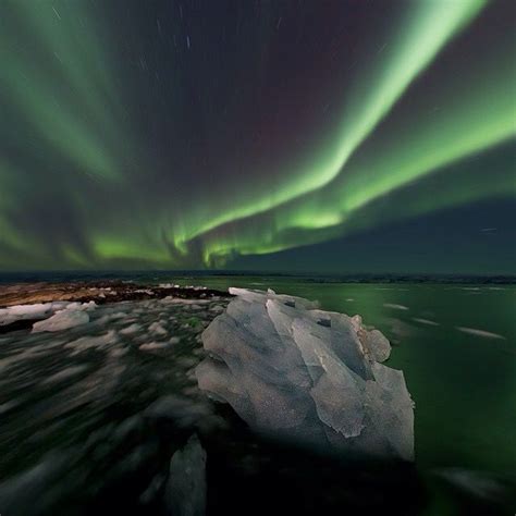 Lurie Belegurschi Natures Light Show—iceland Natural Landmarks