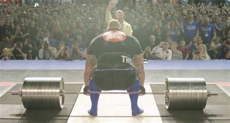 The Mountain From Game Of Thrones Sets The Deadlift World Record At