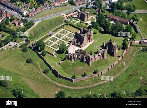 Aerial View Kenilworth Castle Hi Res Stock Photography And Images Alamy