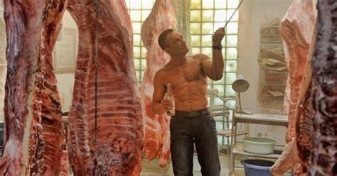 Van dame rol arkadaşlari i̇le jean claude van damme, sınav filminin genç oyuncuları ile beraber kameralara poz verdi. PHOTOS - Jean-Claude Van Damme : son prochain film sera ...