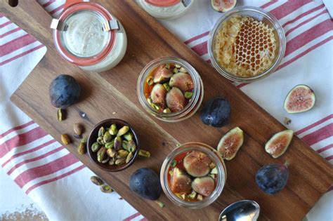Fresh Figs With Mascarpone Honey And Pistachios