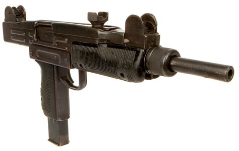 Deactivated Old Spec Israeli Uzi 9mm Submachine Gun Modern