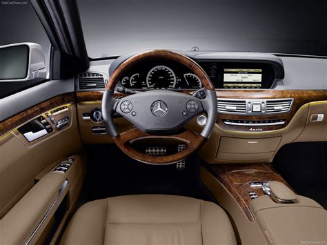 Mercedes Benz S Class Amg Sports Package 2010 Picture 28 Of 31