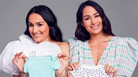 Both Brie And Nikki Bella Are Pregnant And Its Adorable Youtube