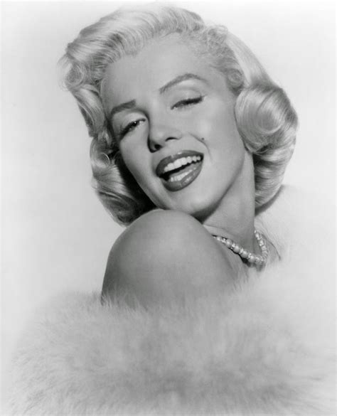 12 Gorgeous Marilyn Monroe Photos Show Icon As Youve Never Seen Her
