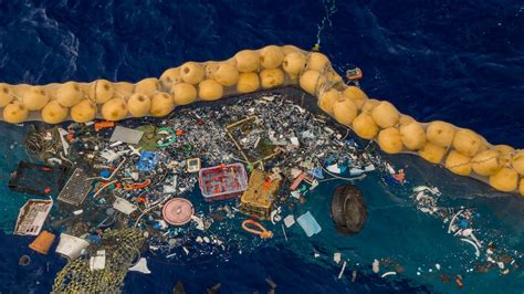 Local copy on activating card. La macchina di Ocean Cleanup funziona, sta raccogliendo ...