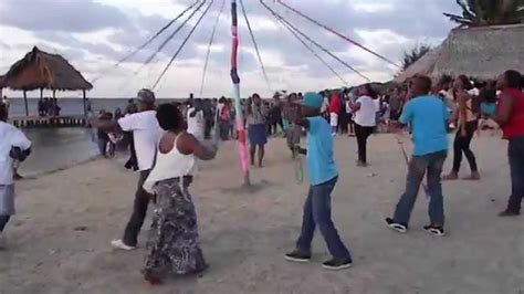 Plat Pole Dancing In Punta Gorda Roatan Youtube
